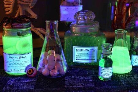 SPOOKY SCIENCE LAB